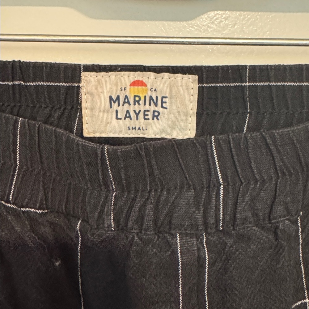 MARINE LAYER; ALLISON PULL-ON, TAPERED LEG PANT IN BLACK WINDOWPANE. - Picture 7 of 11